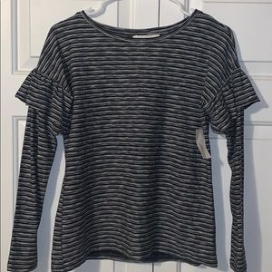 Two by Vince Camuto black ruffled top